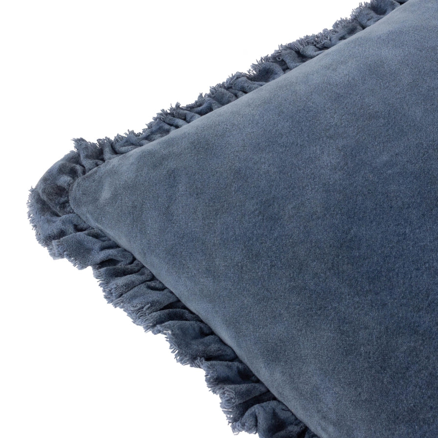 Housse de coussin velours et volants
