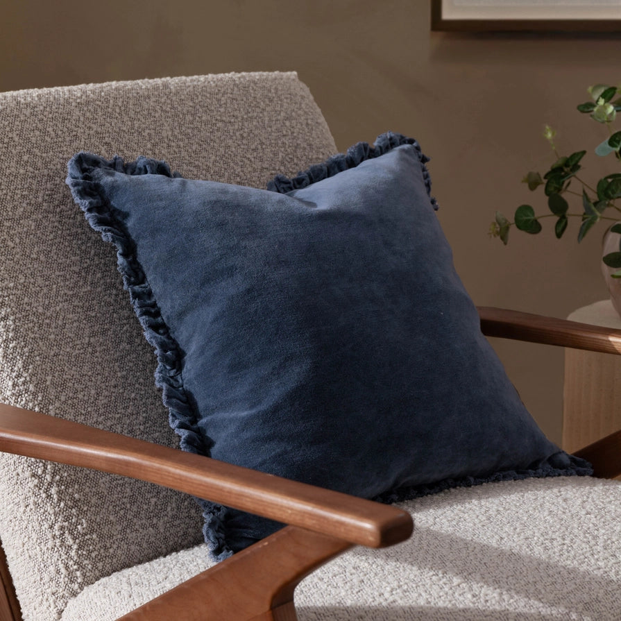 Housse de coussin velours et volants